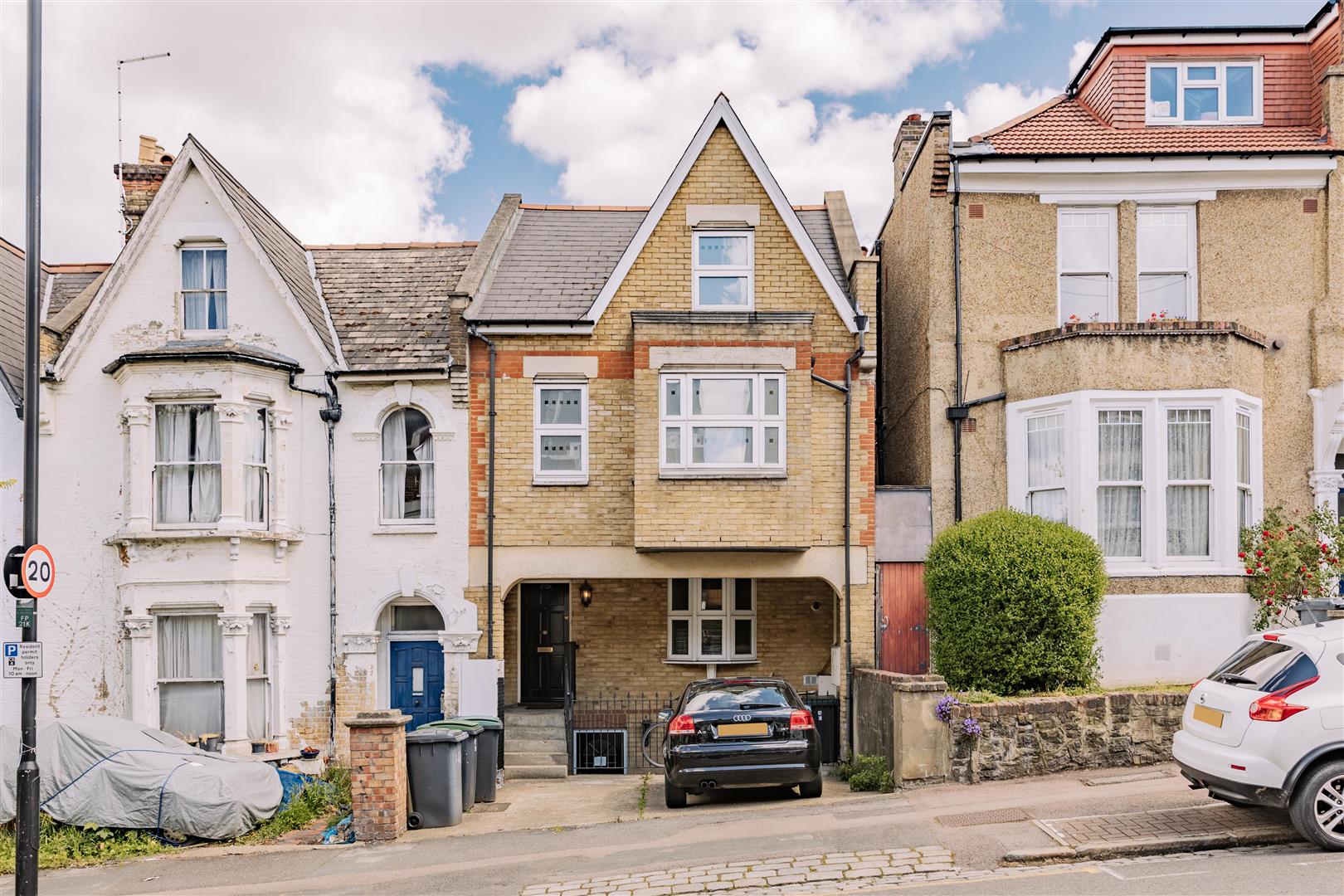 Properties Archive Davies&Davies